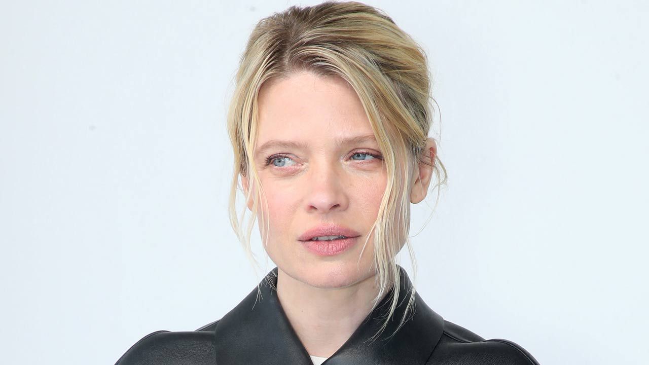 Selon AlloCiné, Mélanie Thierry a vécu un tournage particulièrement difficile avec un réalisateur légendaire il y a 13 ans — Cinéma & Films