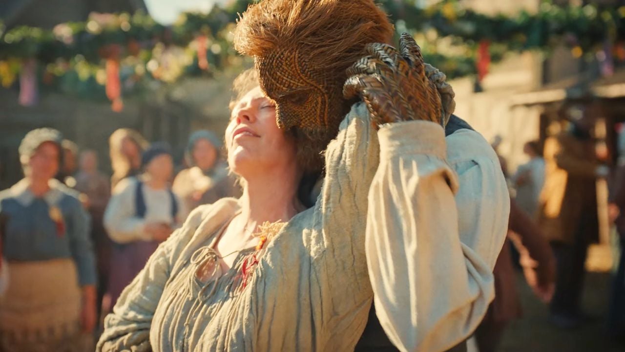 Premières images Wicker : Olivia Colman tombe amoureuse d'un homme de pailles dans cette comédie fantastique et décalée - Actus Ciné