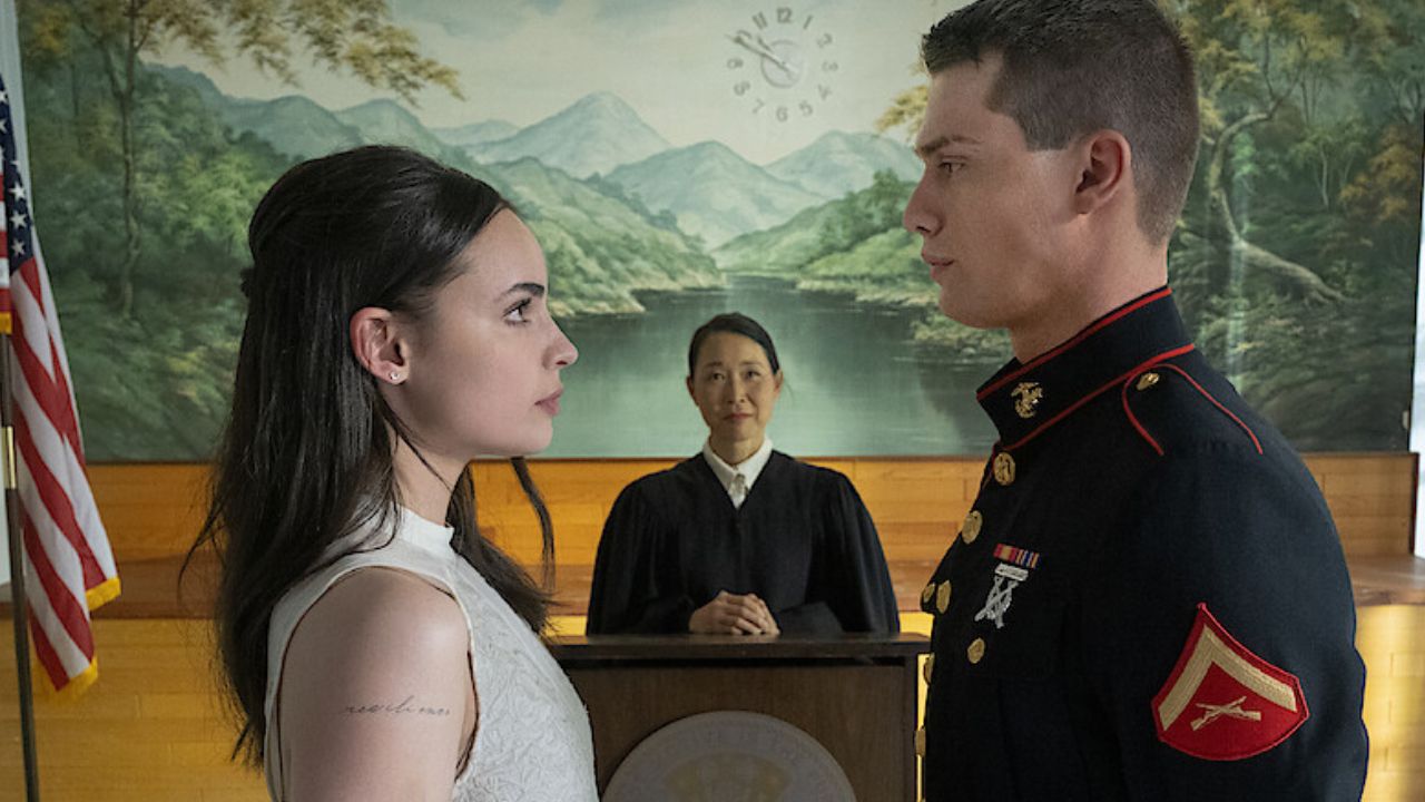 Sofia Carson et Nicholas Galitzine dans 