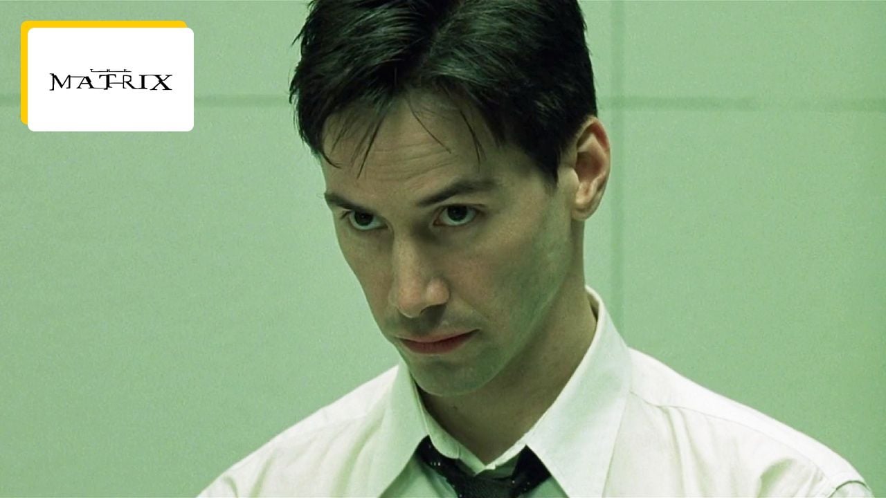 The Matrix: Press pause at 18 minutes and 21 seconds and take a close look at Neo’s passport