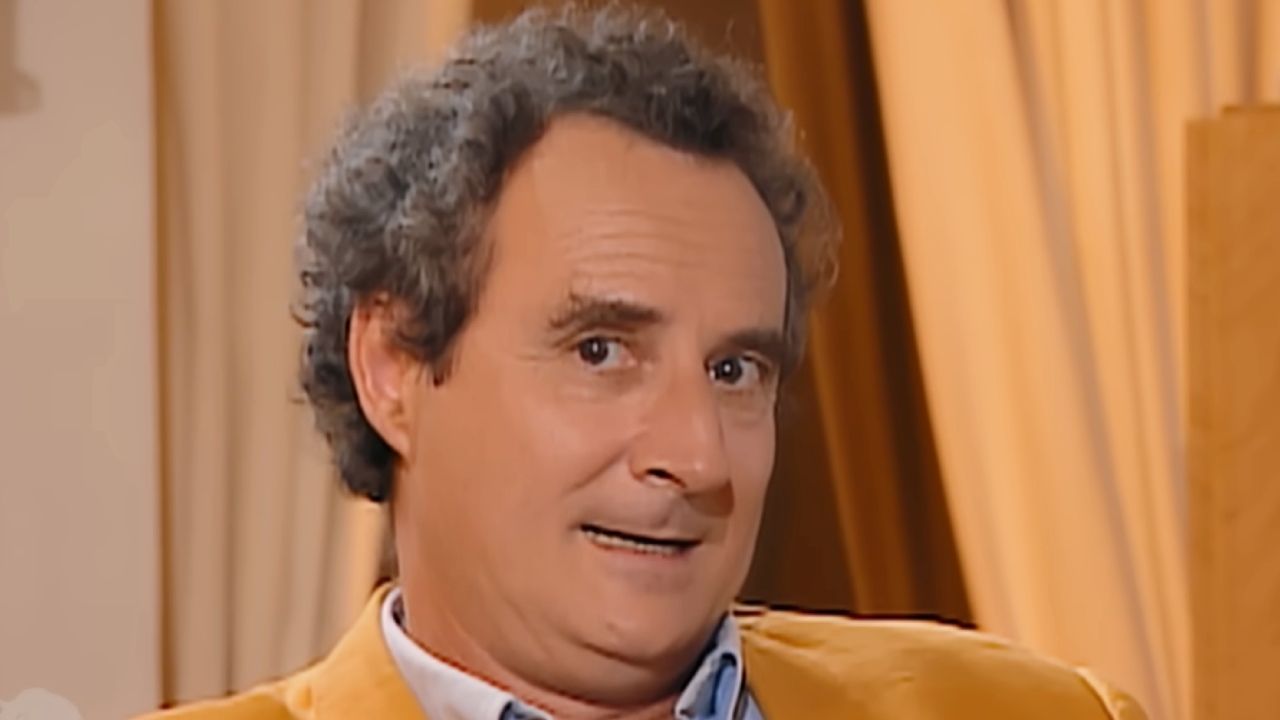 "Je vous demanderai immédiatement d'enlever ce mot" : il y a plus de 30 ans, Daniel Prévost a vécu l'interview la plus invraisemblable de toute sa carrière