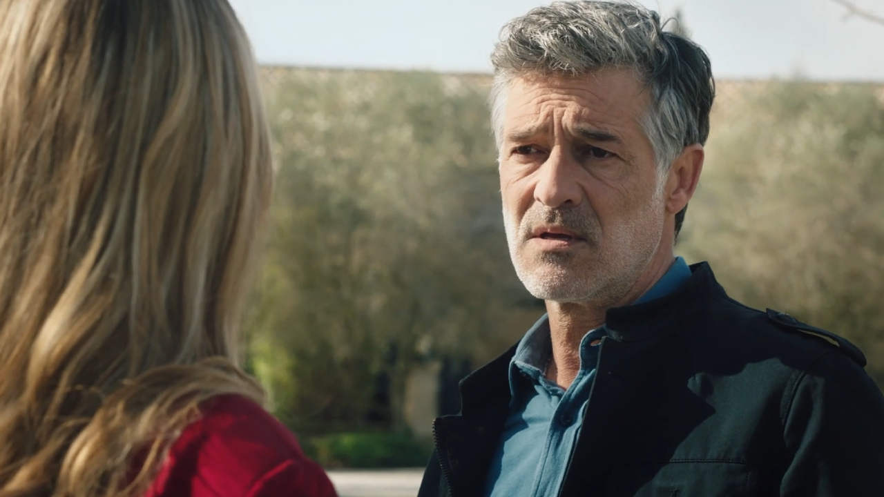 Everything starts here: Mark at the foot of the hole … What if Josefin was his only chance to win the rose?