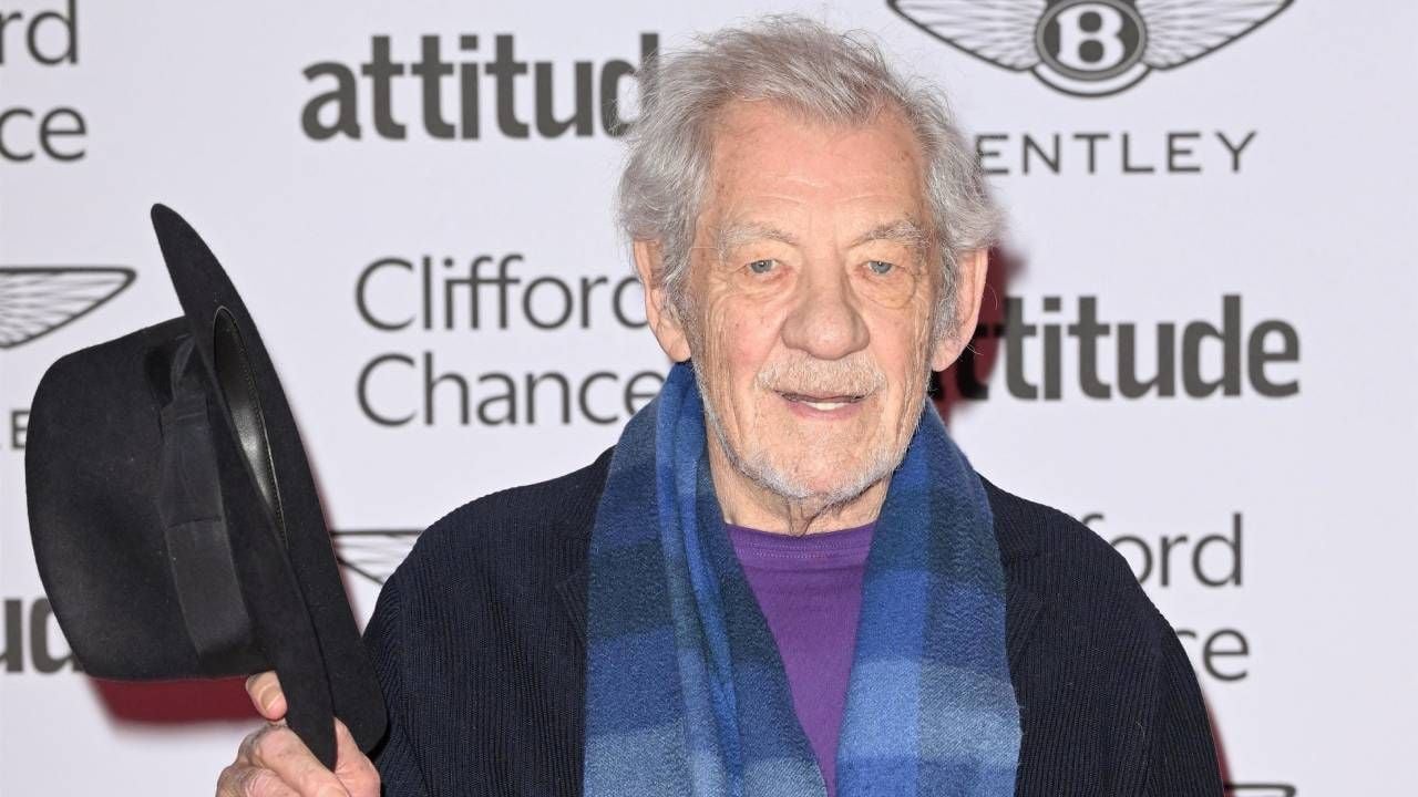 "3 heures d'émotions pures et de scènes spectaculaires" : noté 4,5 sur 5, c'est le meilleur film de Ian McKellen, et son rôle le plus emblématique !