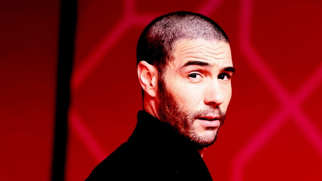 "La meilleure chose que tu as à faire, c'est de te taire" : Tahar Rahim se souvient encore de sa rencontre avec cette légende du cinéma français il y a 18 ans