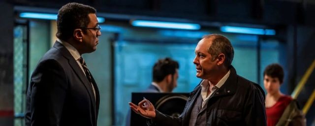 Harry Lennix et James Spader dans la saison 9 de Blacklist.