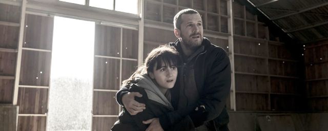 Patience Munchenbach et Guillaume Canet dans 