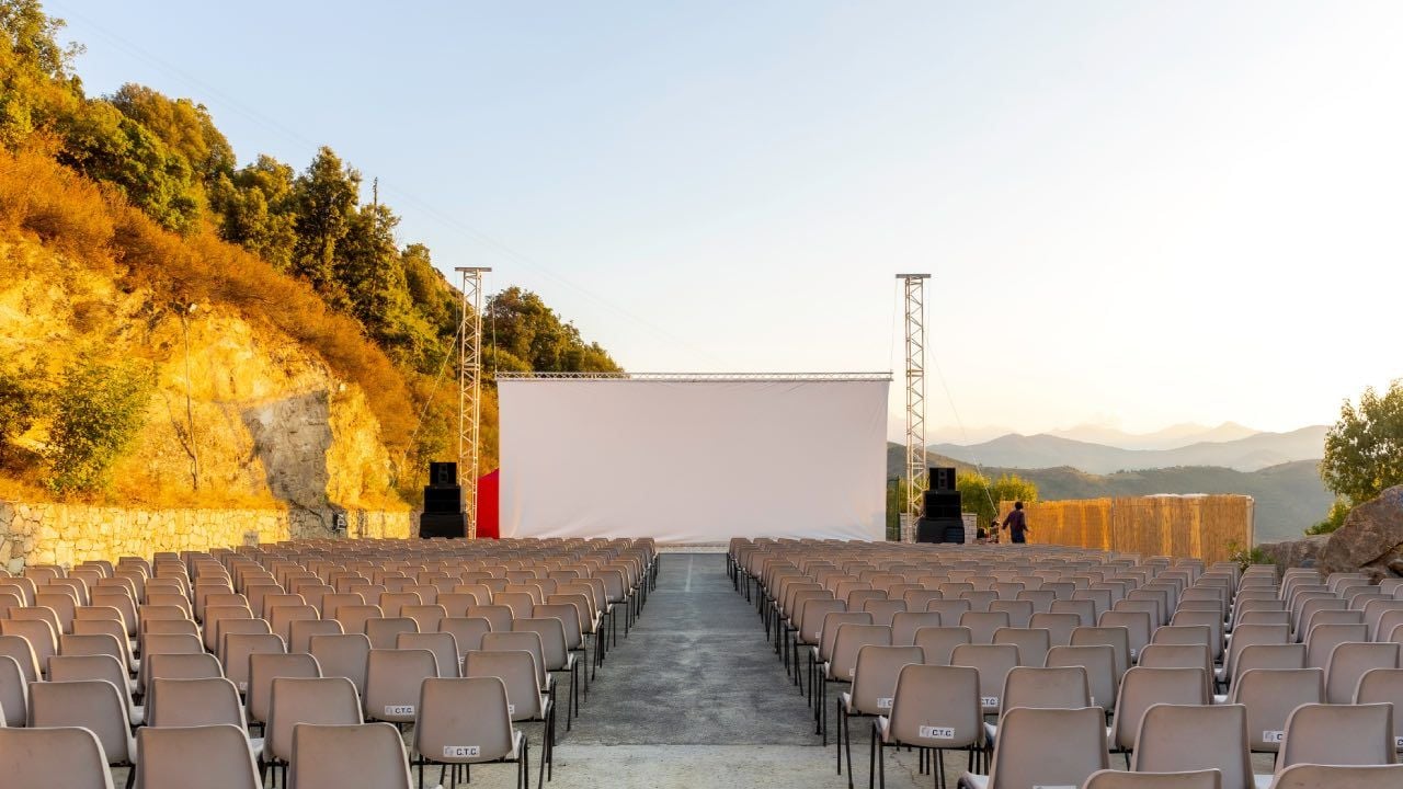 Notre salut, La Bola Negra, La Gradiva. Le Festival du film de Lama propose quelques uns des films les plus attendus de la rentrée - Actus Ciné