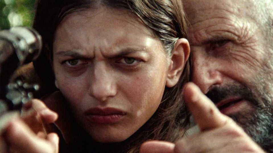 Saveriu Santucci et Ghjuvanna Benedetti dans 