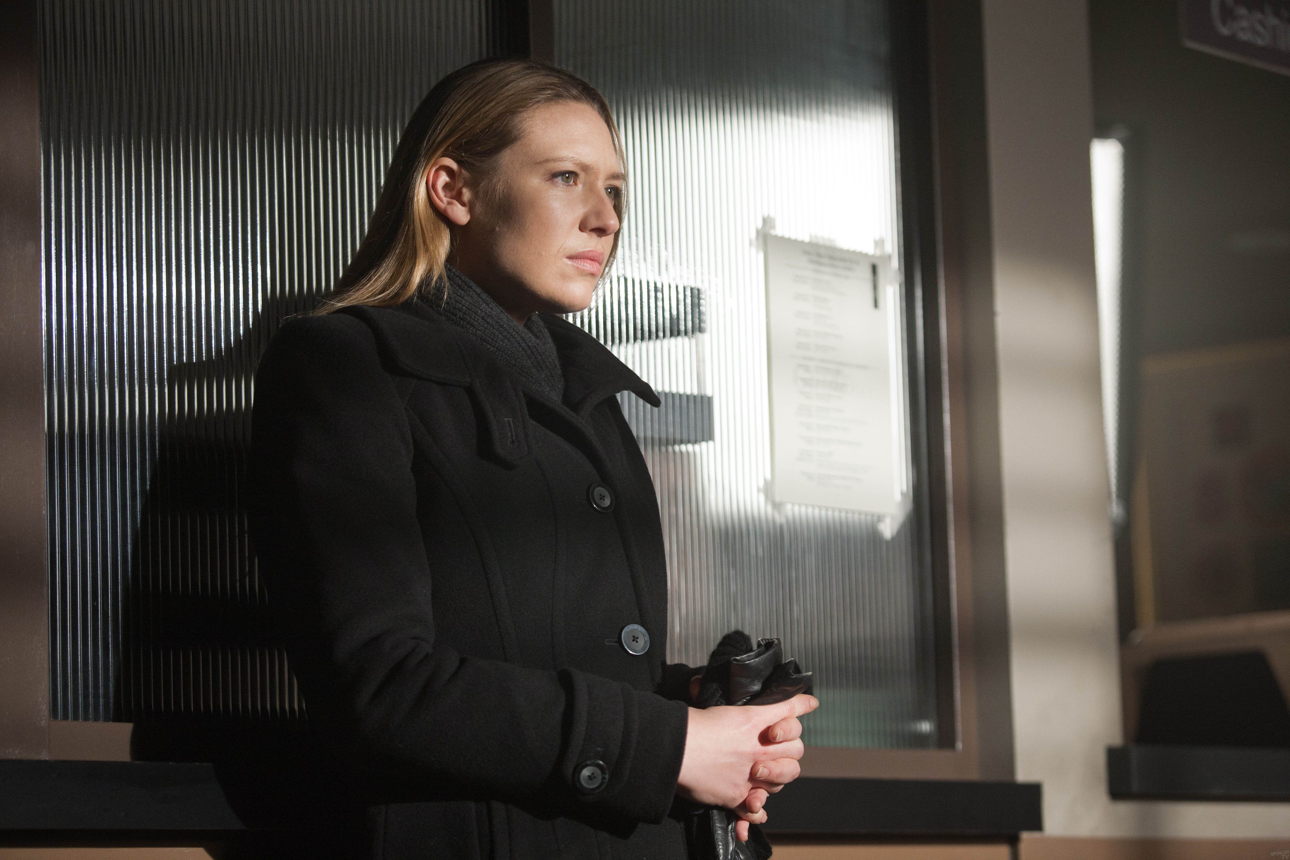 Anna Funder Tout Ce Que Je Suis Photo de Anna Torv - Photo Anna Torv - AlloCiné