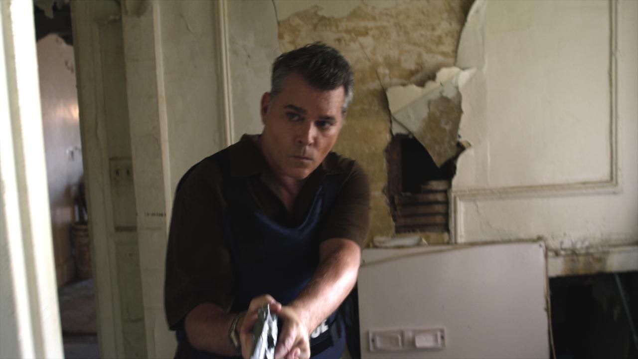 Au Bout De La Nuit 2 Photo de Ray Liotta - Au bout de la nuit 2 : Photo Ray Liotta - AlloCiné