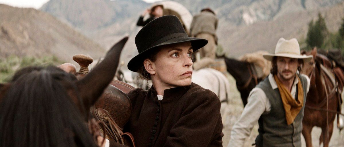 Films Et Séries Tv Avec Nina Hoss Photo de Nina Hoss - Gold : Photo Marko Mandic, Nina Hoss - AlloCiné