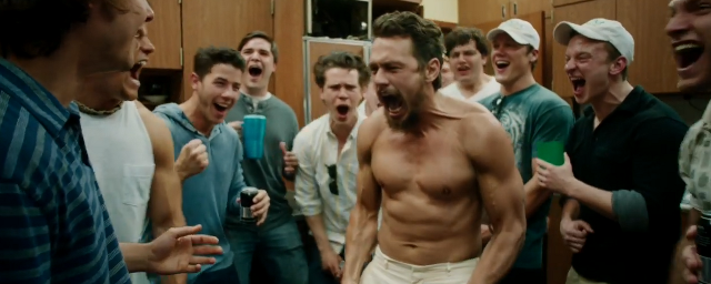 Film Sur Le Bizutage James Franco dans le monde du bizutage dans la bande-annonce non