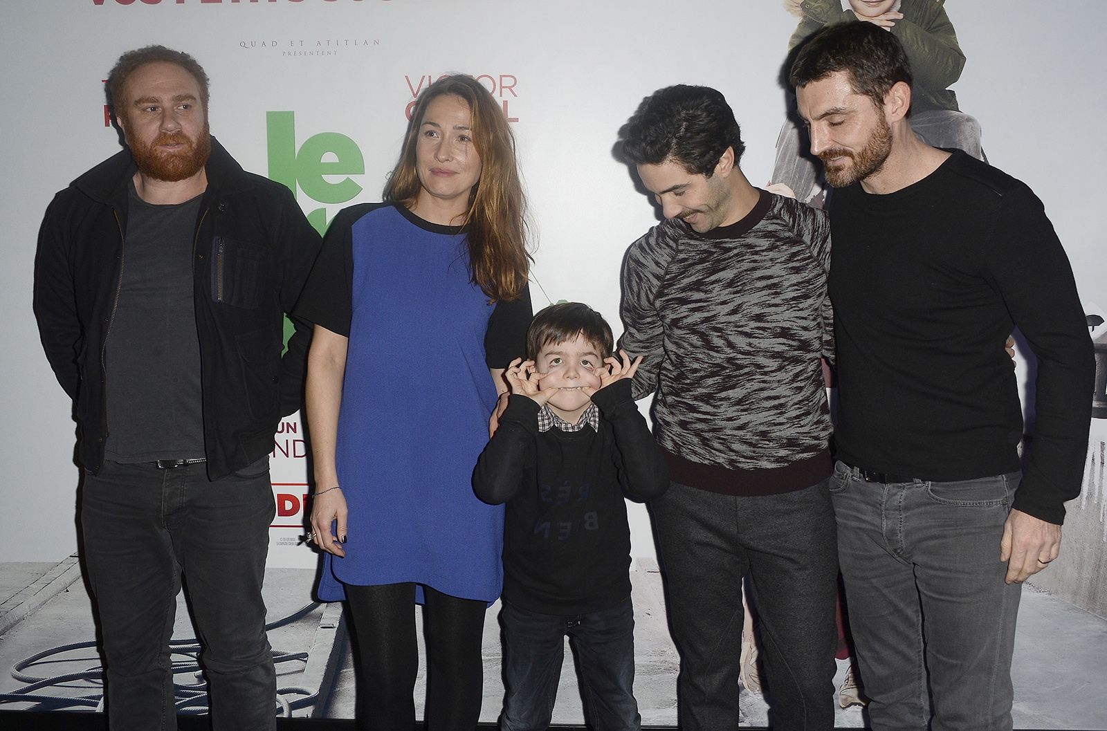 Photo De Tahar Rahim Le Pere Noel Photo Promotionnelle Alexandre Coffre Annelise Hesme Michael Abiteboul Tahar Rahim Victor Cabal Allocine
