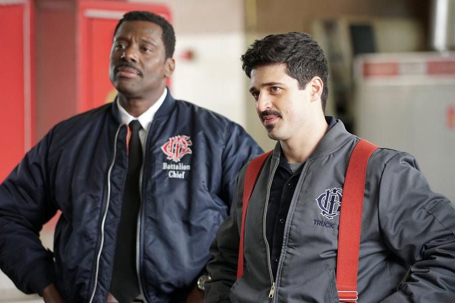 Chicago Fire : Chicago Fire : Photo Eamonn Walker, Yuri Sardarov - 709 sur 1190 - AlloCiné