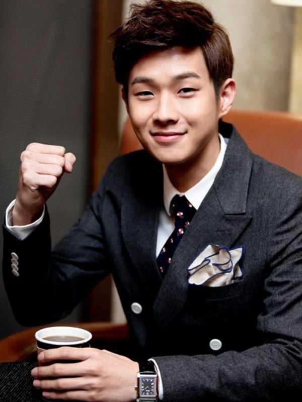 The Divine Fury Vostfr Woo-sik Choi - AlloCiné