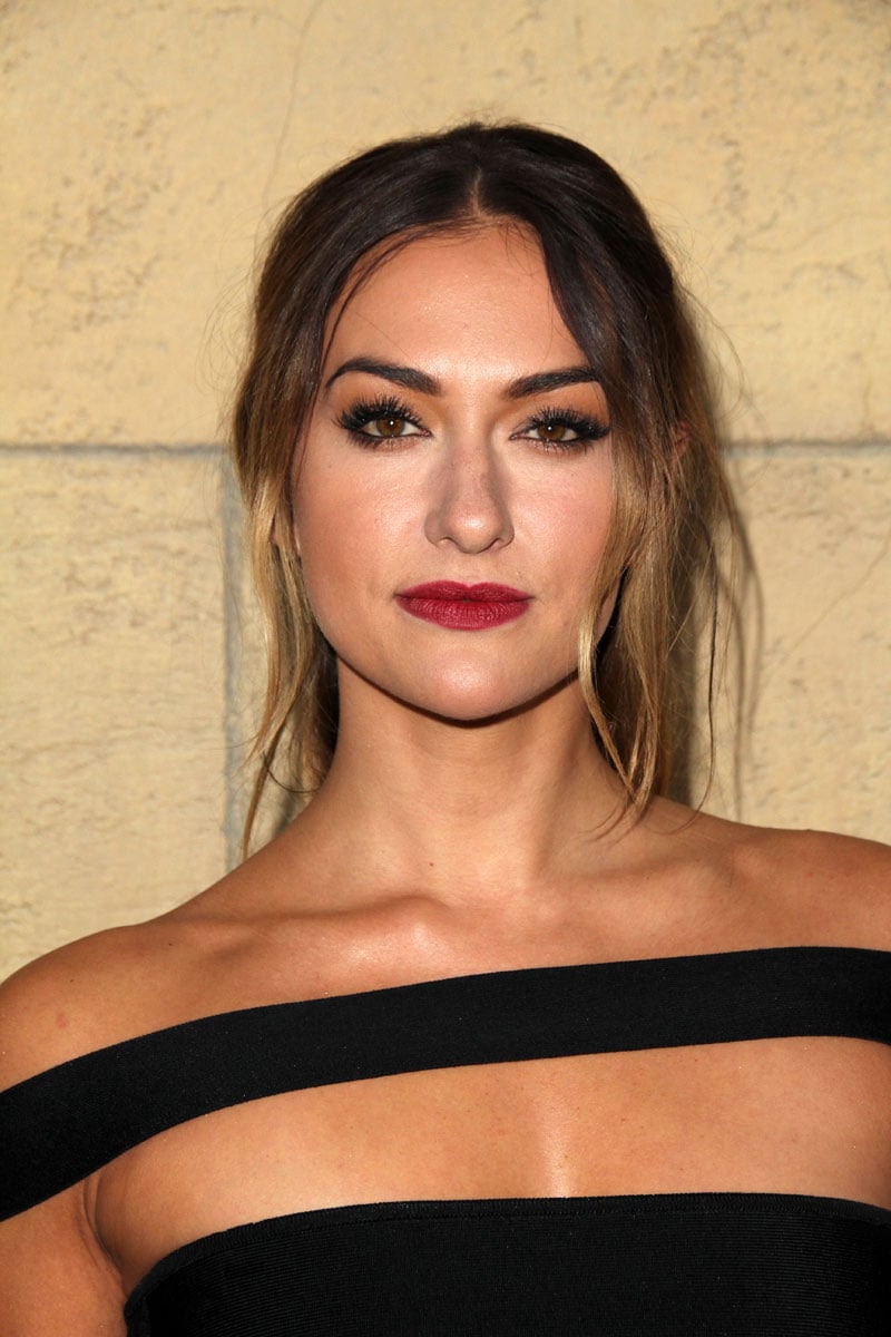 Photo de Tasya Teles Photo promotionnelle Tasya Teles Photo 22 sur