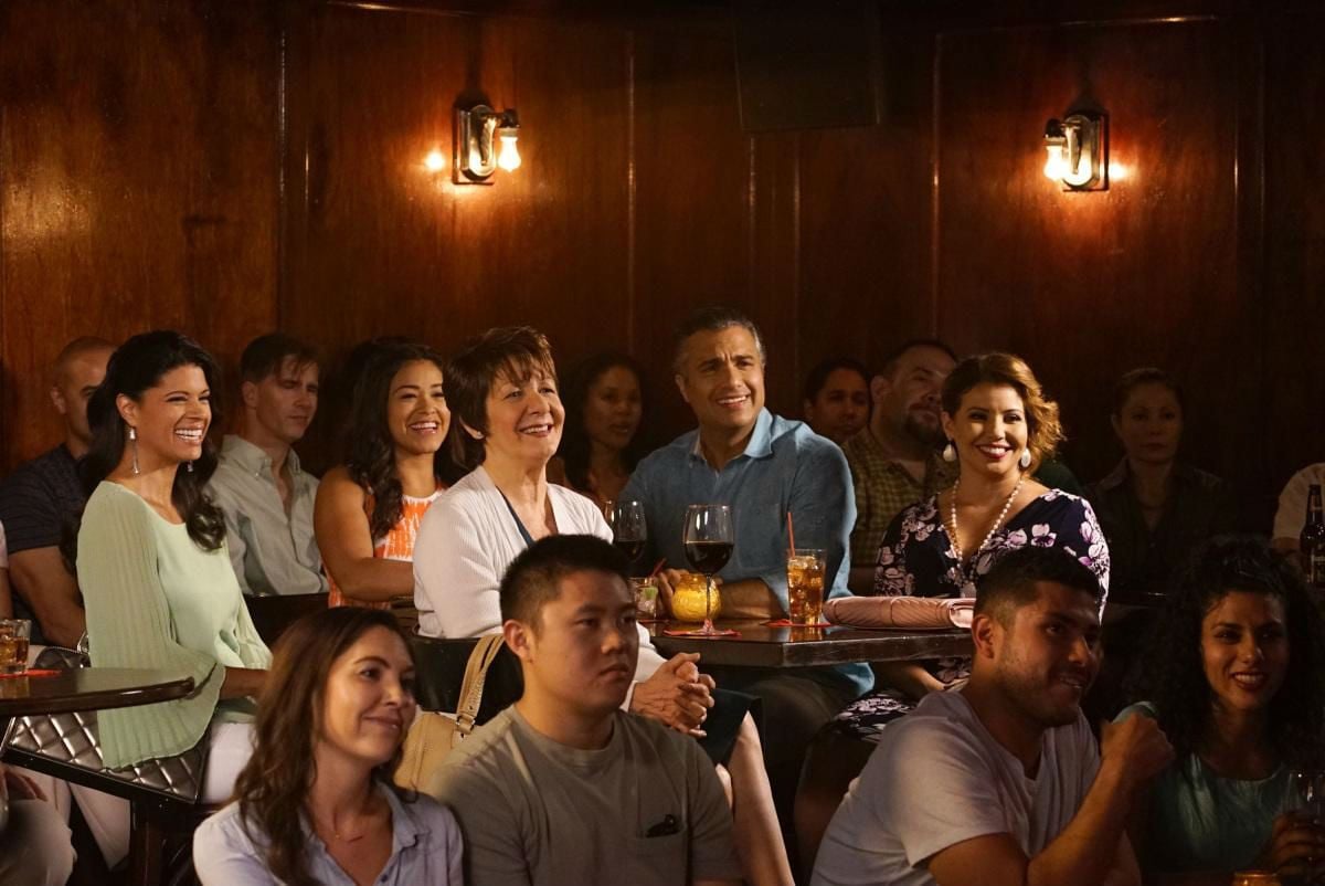 Jane The Virgin : Photo Andrea Navedo, Gina Rodriguez, Ivonne Coll