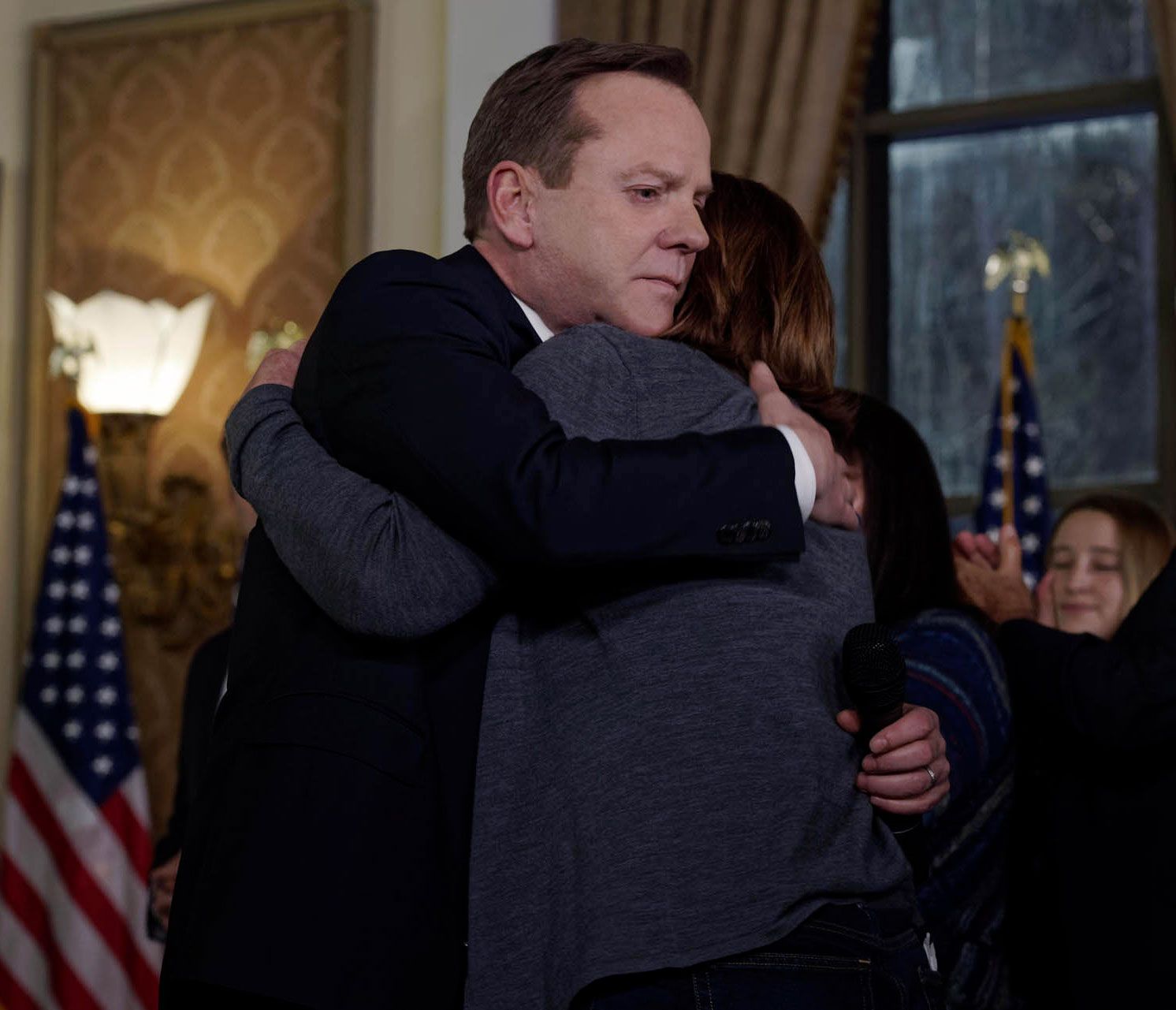 Who Is Leo's Father On Designated Survivor Designated Survivor : Designated Survivor : Photo Kiefer Sutherland
