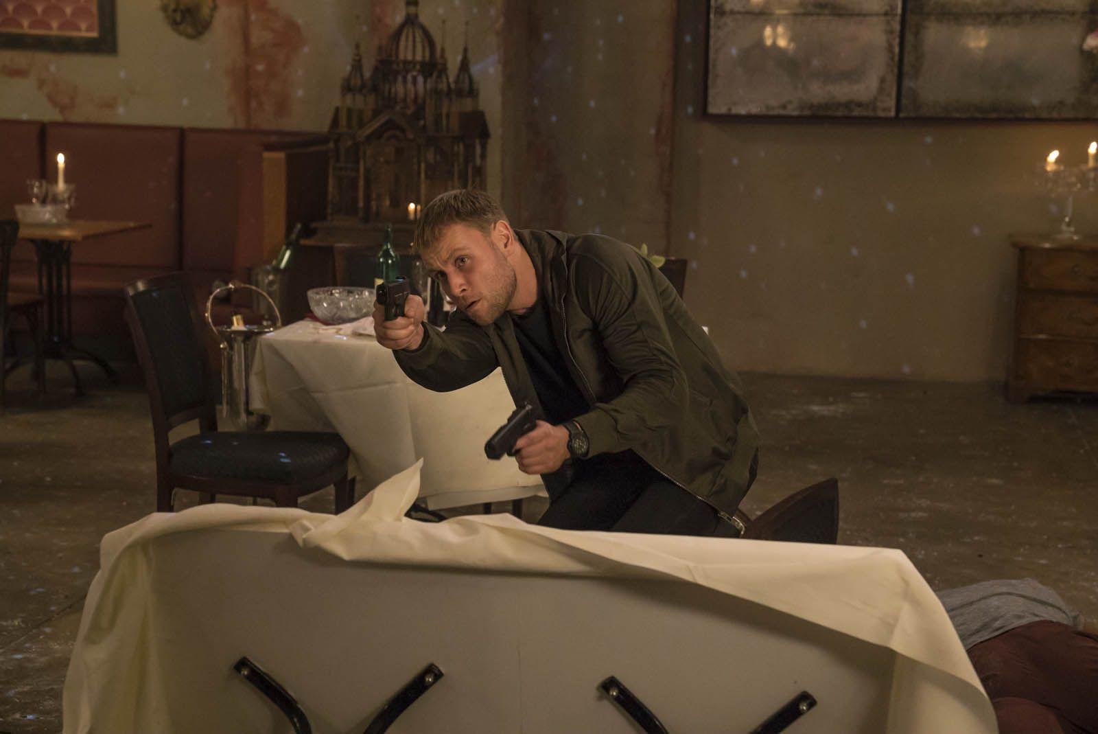 Max Riemelt Films Et Programmes Tv Sense8 : Photo Max Riemelt - 54 sur 93 - AlloCiné