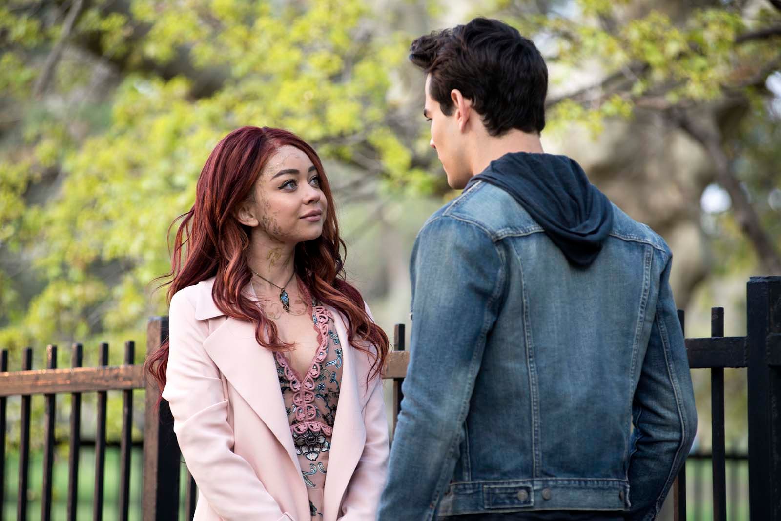 Films Et Séries Tv Avec Sarah Hyland Shadowhunters : Photo Sarah Hyland - 102 sur 256 - AlloCiné