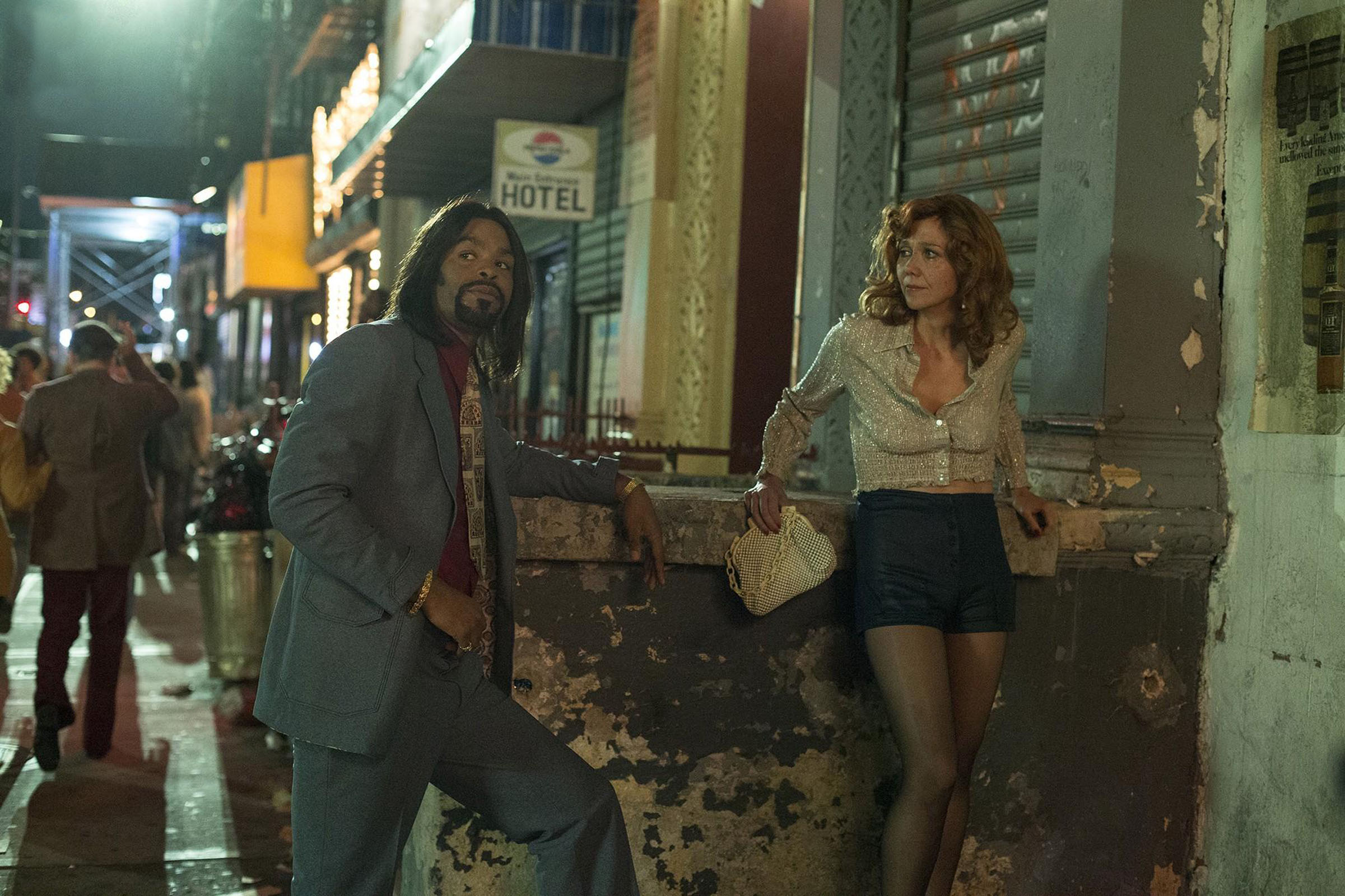 The Deuce Photo Maggie Gyllenhaal Tariq Trotter 45 Sur 67 Allociné