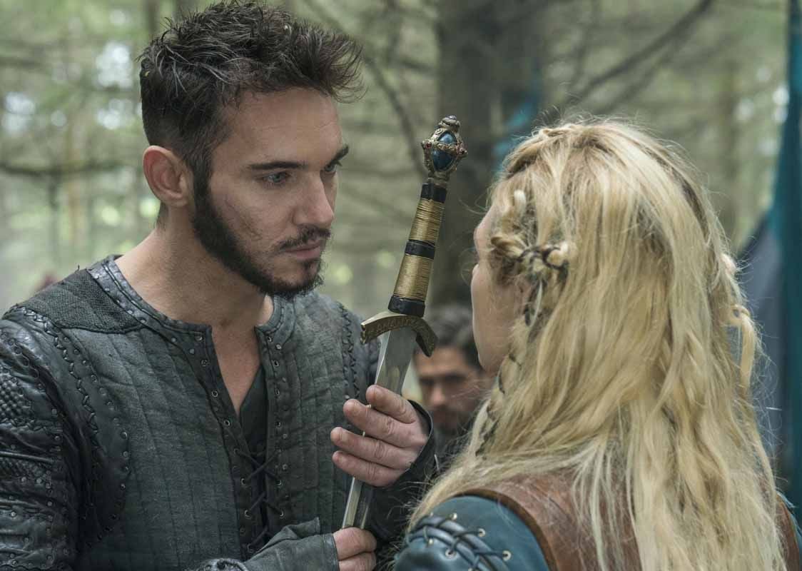 Films Et Séries Tv Avec Jonathan Rhys-meyers Vikings : Photo Jonathan Rhys-Meyers, Katheryn Winnick - 103 sur 448