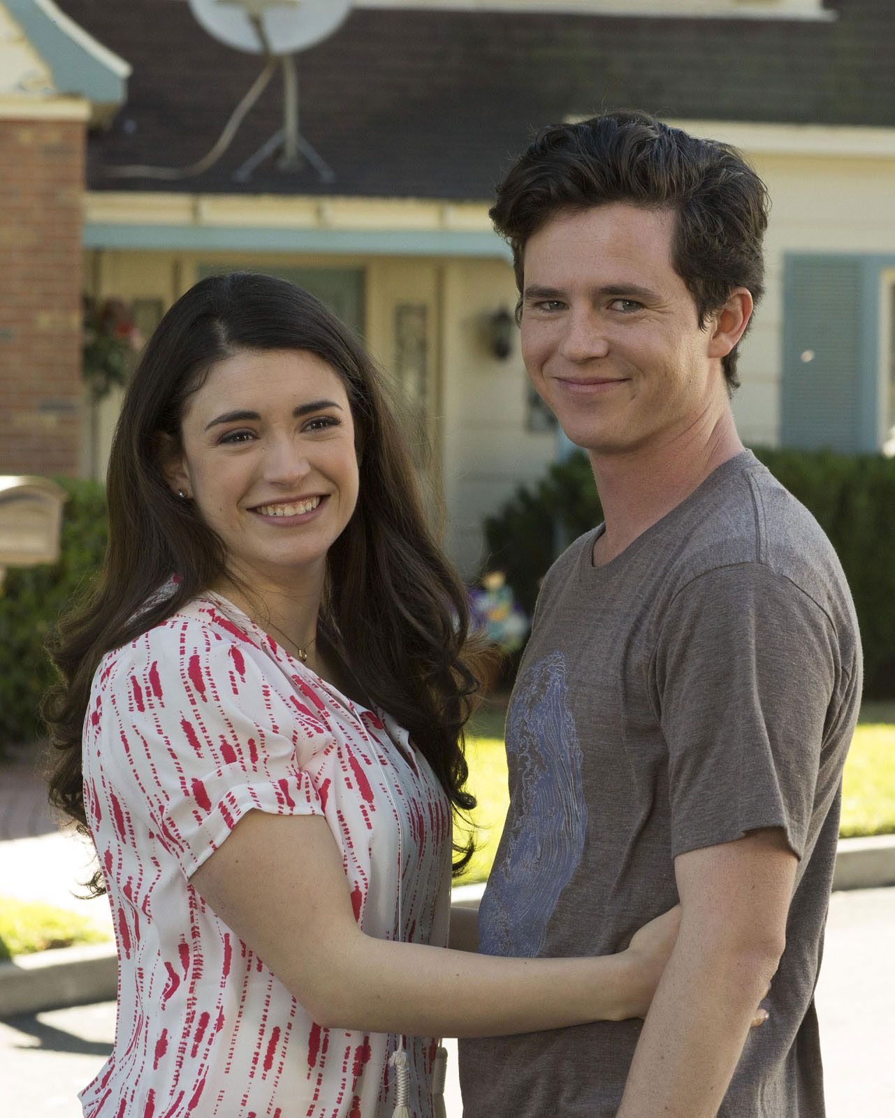 Photo de charlie mcdermott photo charlie mcdermott daniela bobadilla