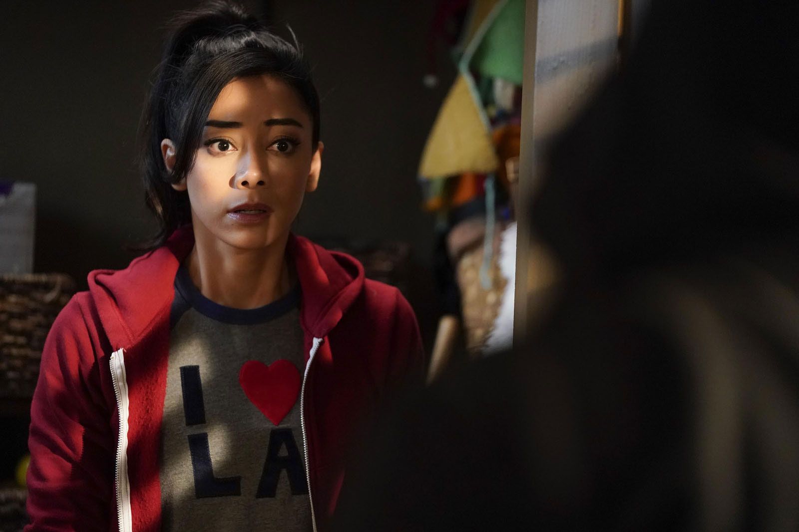 Lucifer Saison 3 Episode 25 Lucifer : Photo Aimee Garcia - 57 sur 398 - AlloCiné