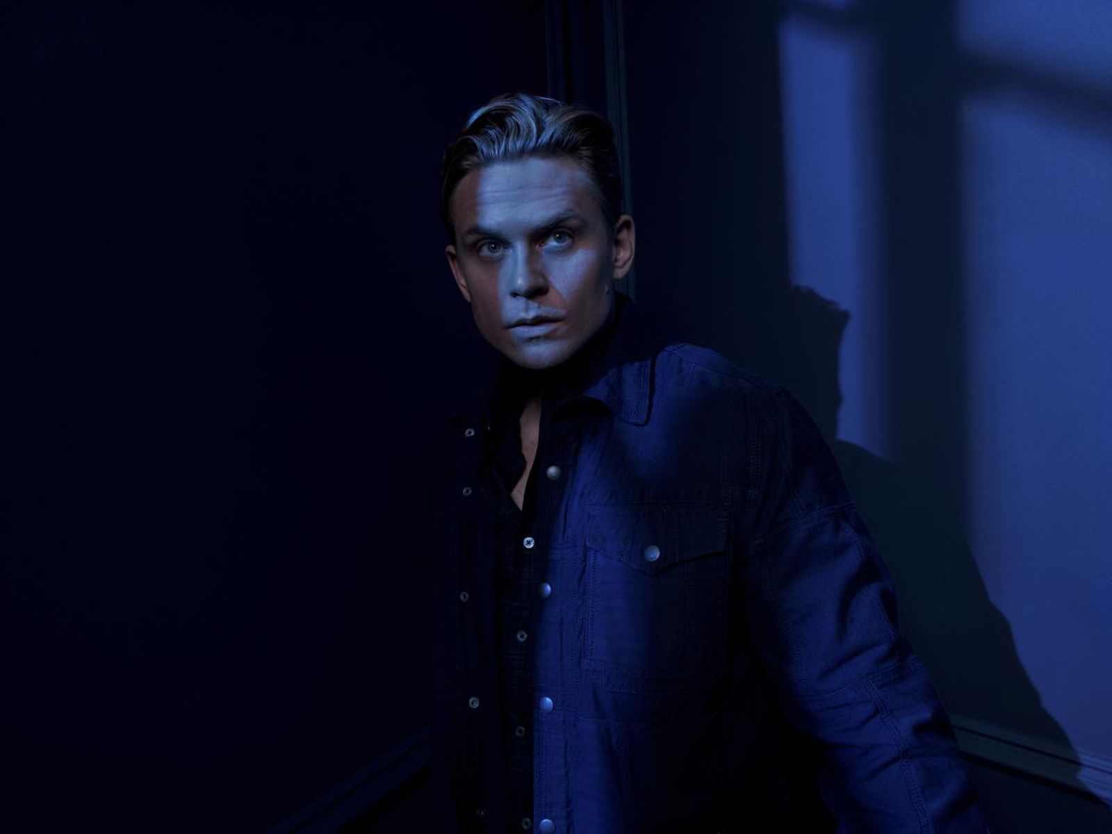 Tell Me a Story Photo Billy Magnussen 14 sur 26 AlloCiné