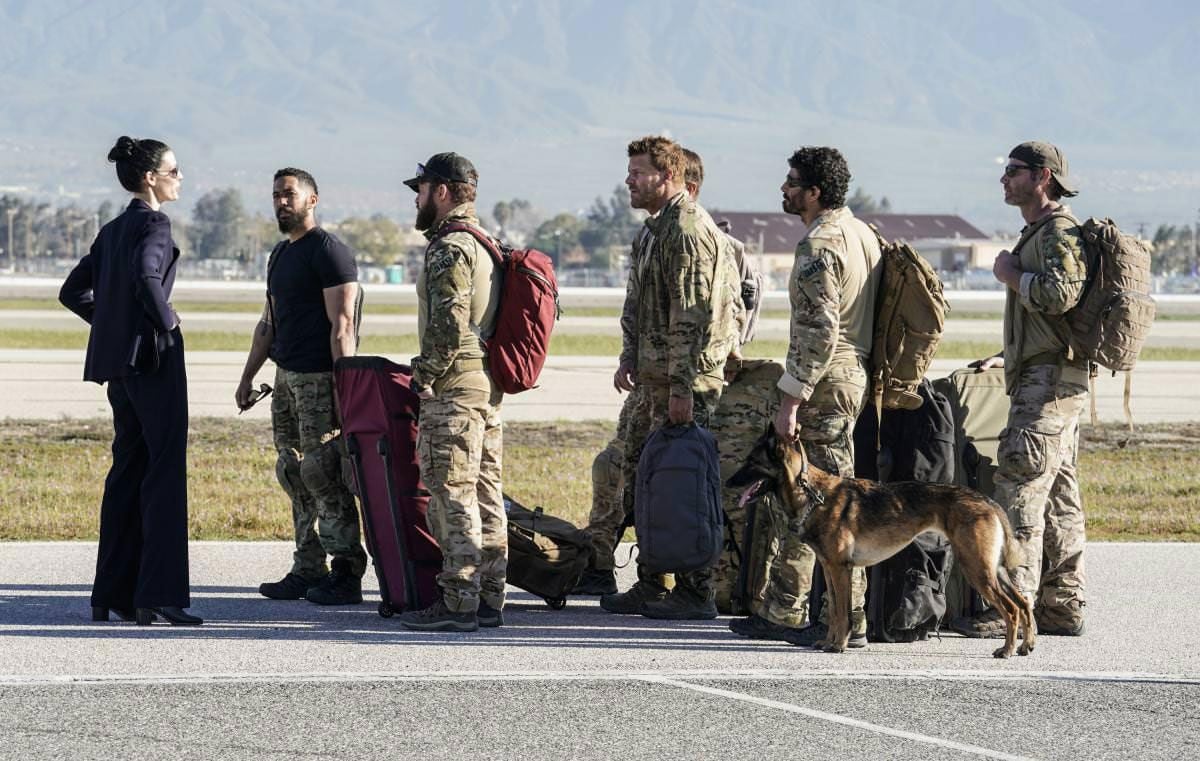 Seal Team Saison 2 Episode 15 SEAL Team : Photo A.J. Buckley, David Boreanaz, Jessica Paré, Justin
