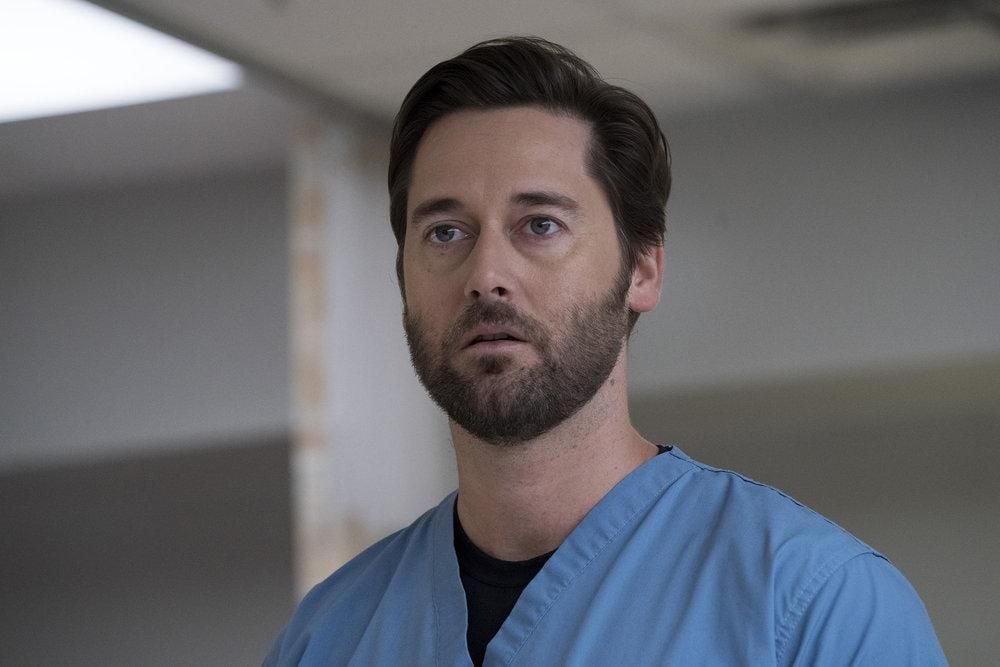 Un Si Grand Soleil Saison 4 épisode 149 New Amsterdam (2018) : Photo Ryan Eggold - 87 sur 200 - AlloCiné