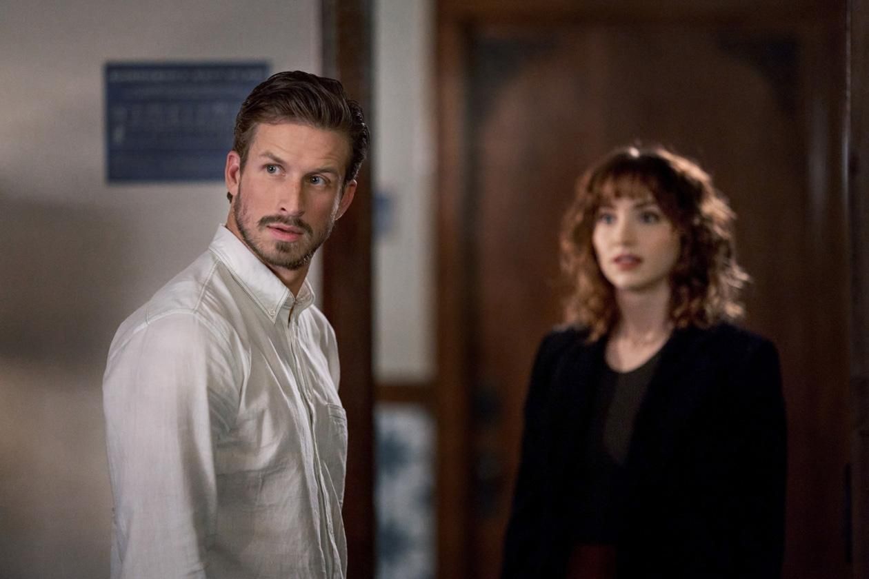Dynastie Saison 5 En Streaming Dynastie (2017) : Photo Adam Huber, Emily Rudd - 33 sur 168 - AlloCiné