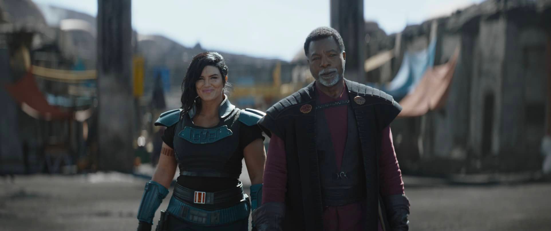 Photo de Gina Carano - The Mandalorian : Photo Carl Weathers, Gina