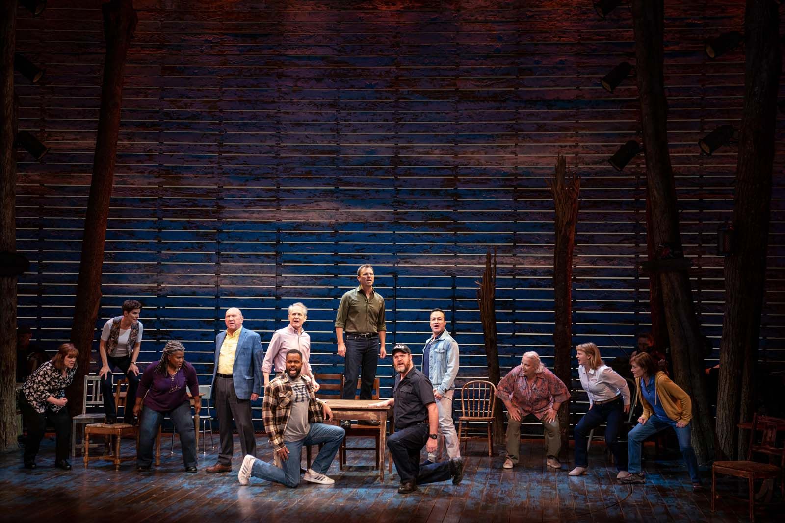 Photo de Tony Lepage - Come From Away : Photo Q. Smith, Emily Walton