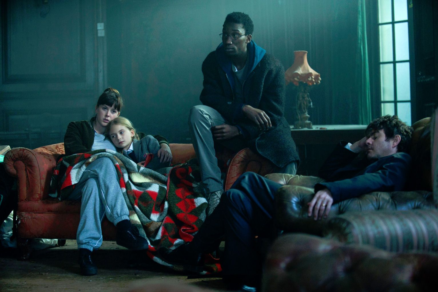 Утопия 2020. Пол рэди утопия. Джон кьюсак 2020. Утопия utopia. Утопия utopia.