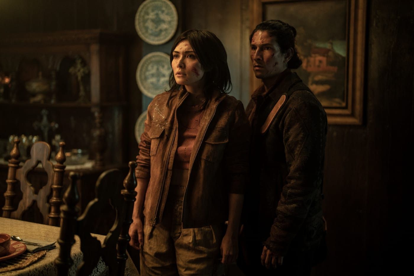 Tales of The Walking Dead : Photo Daniella Pineda, Danny Ramirez - 11