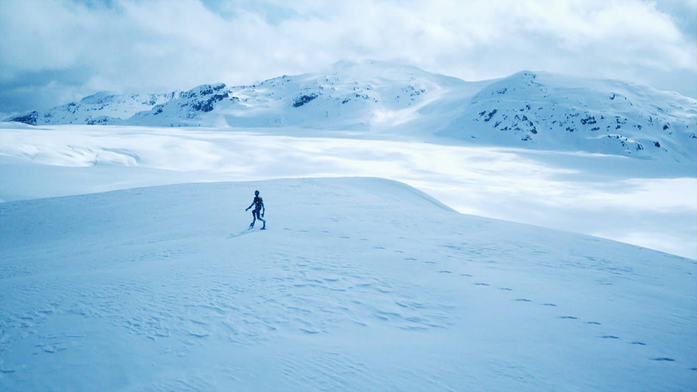 Resident Alien Resident Alien Photo 10 sur 38 AlloCiné