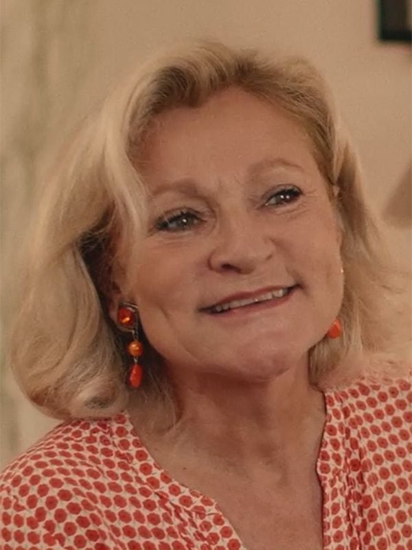 Photo de Edwige Affiche Edwige Photo 0 sur 1 AlloCiné