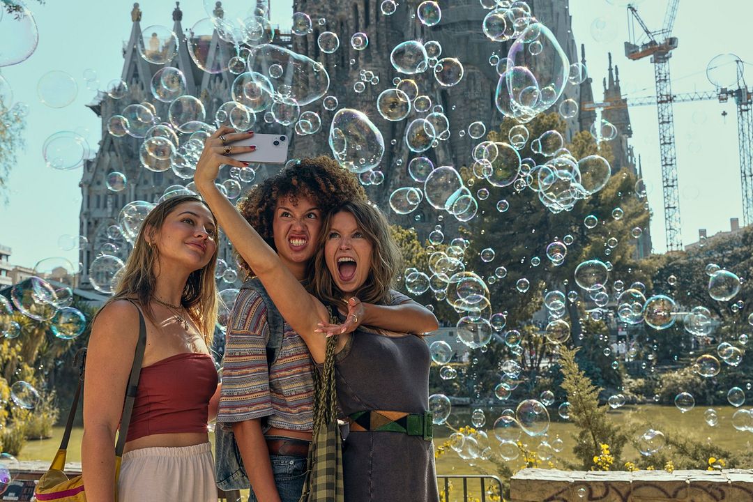 La carte qui mène jusqu'à toi : Photo Madelyn Cline, Sofia Wylie, Madison Thompson