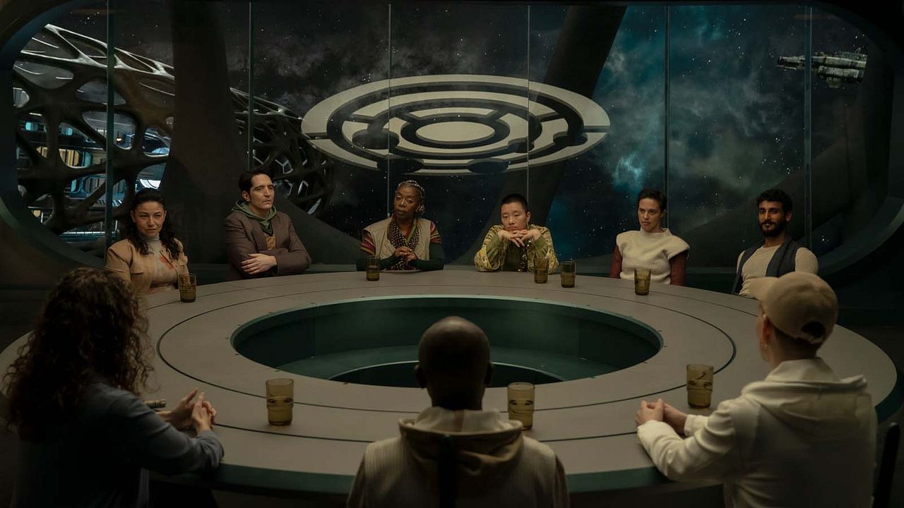 Murderbot : Journal d'un AssaSynth : Photo Tamara Podemski, Noma Dumezweni, Akshaye Khanna, David Dastmalchian, Tattiawna Jones, Sabrina Wu