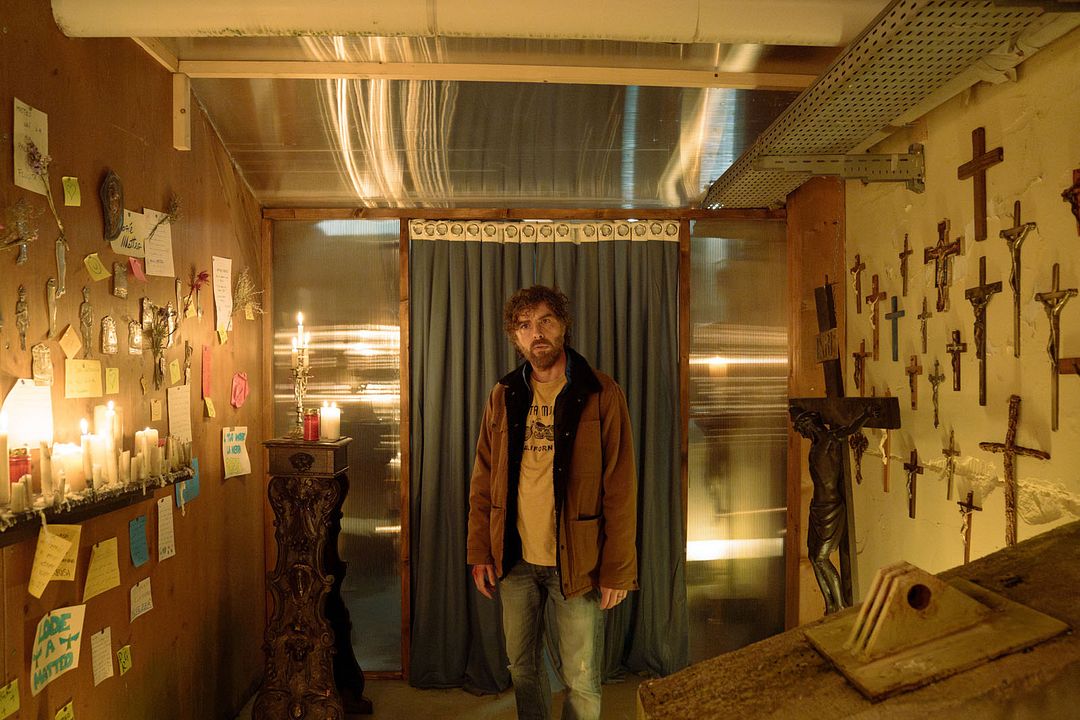 The Holy Boy : Photo