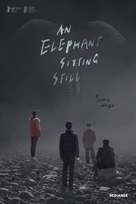 An Elephant Sitting Still : Affiche