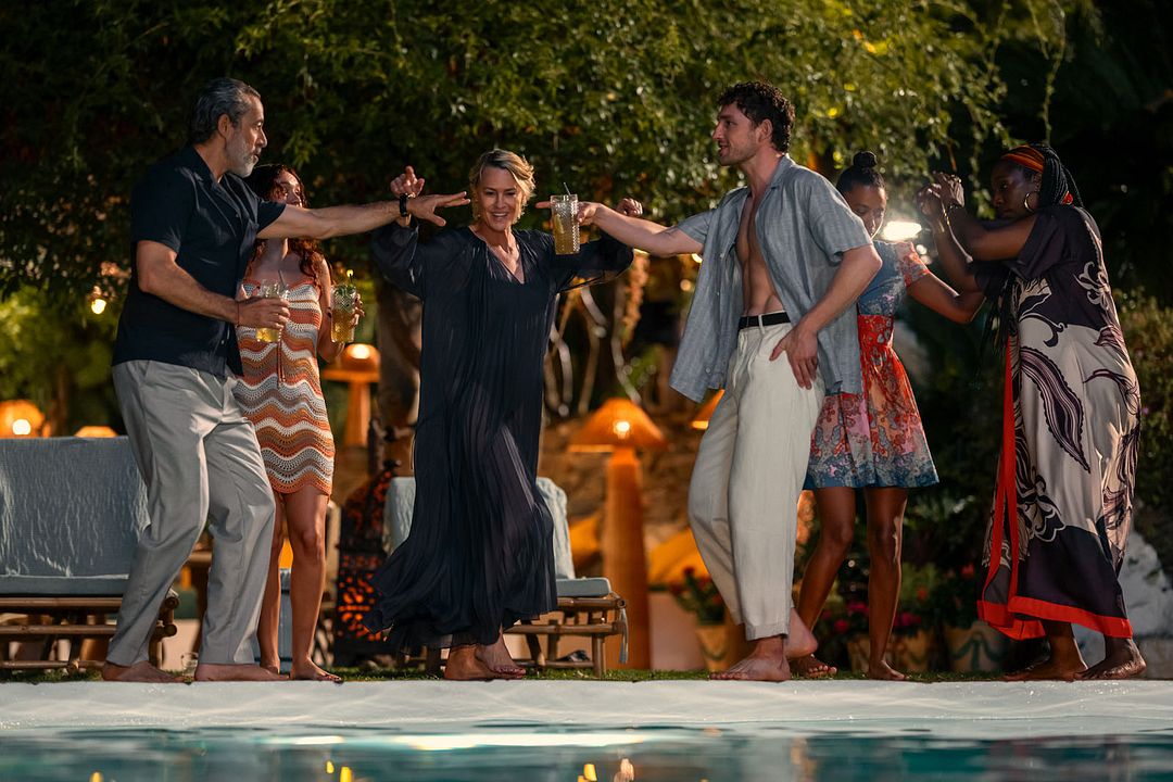 Photo Laurie Davidson, Robin Wright, Waleed Zuaiter