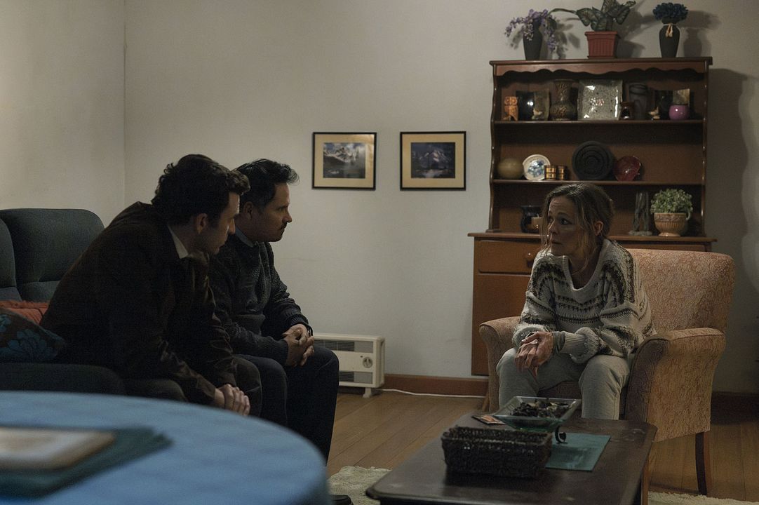 All Her Fault : Photo Johnny Carr, Caroline Brazier, Michael Peña