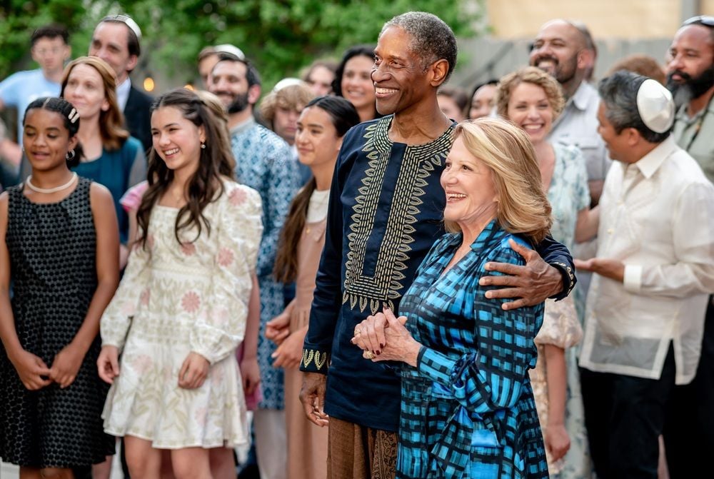One Big Happy Family : Photo