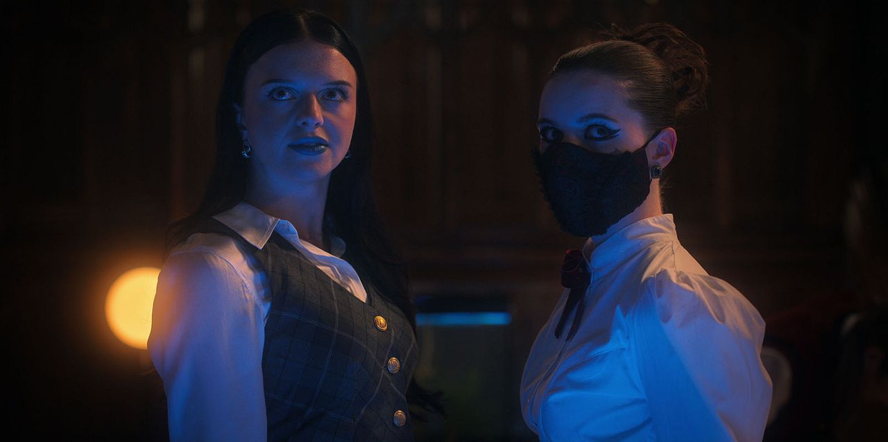 Photo Anwen O'Driscoll, Clara Alexandrova