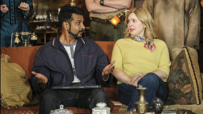Ghosts : fantômes à la maison : Photo Rose McIver, Utkarsh Ambudkar