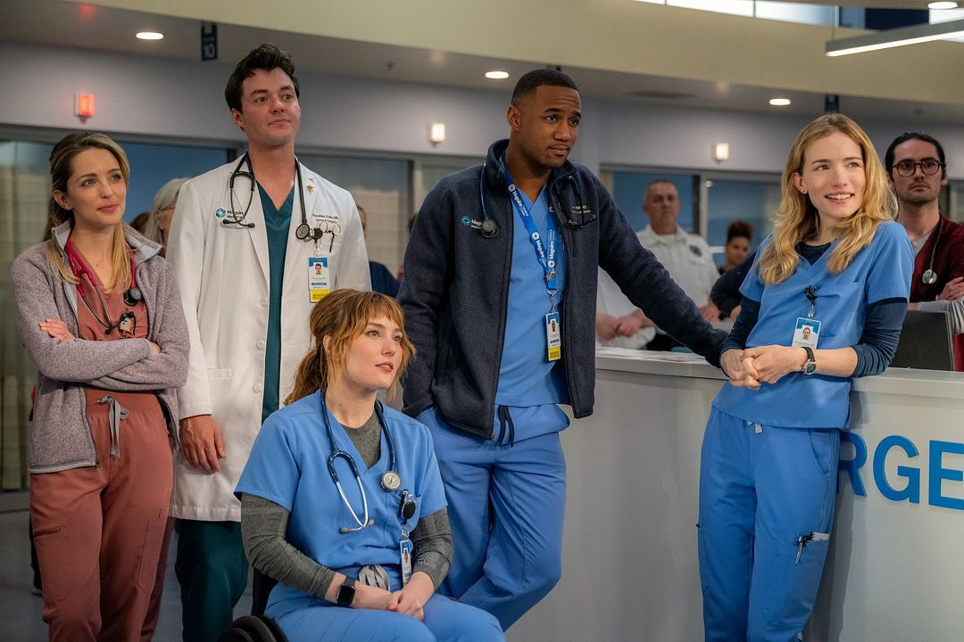 Pulse : Photo Willa Fitzgerald, Jessy Yates, Jessica Rothe, Jack Bannon, Jessie T. Usher