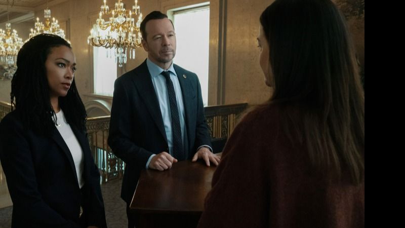 Boston Blue : Photo Donnie Wahlberg, Sonequa Martin-Green
