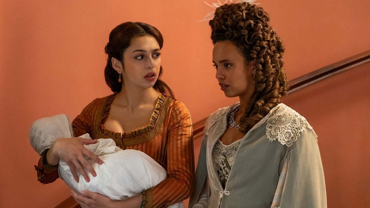 The Buccaneers : Photo Alisha Boe, Josie Totah